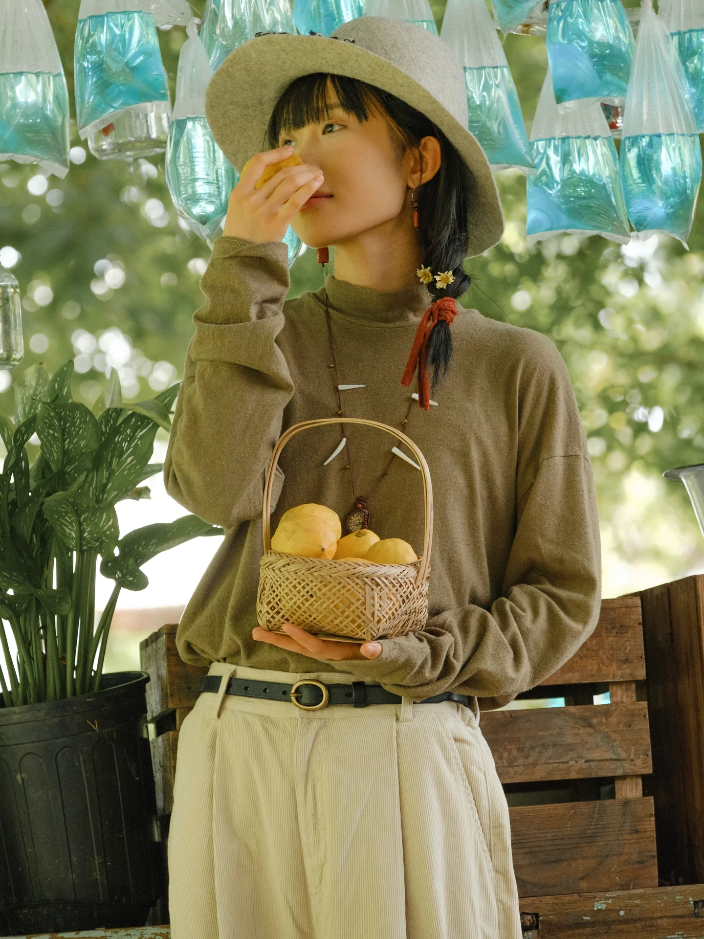 

Женская повседневная футболка-лонгслив из хлопка Han Han с высоким воротником, универсальная базовая модель, окрашенная растительным красителем индиго Namsan