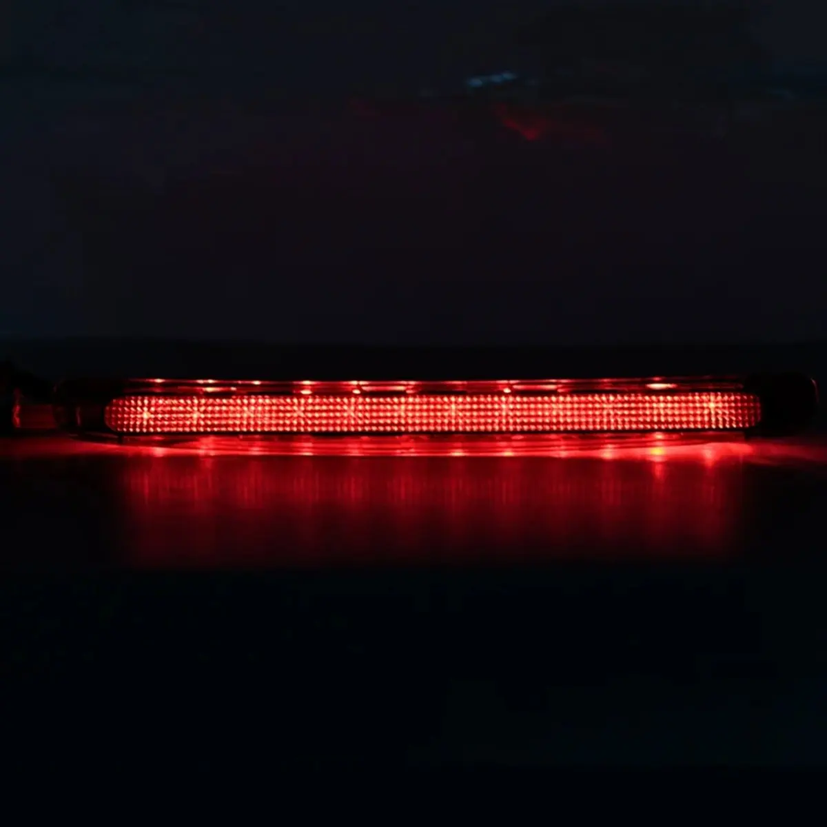 Red High-Mounted Brake Light for Seat XL Typ 5P Typ 5P 2006-2015 Rear Brake Light 5P8945097-A68X