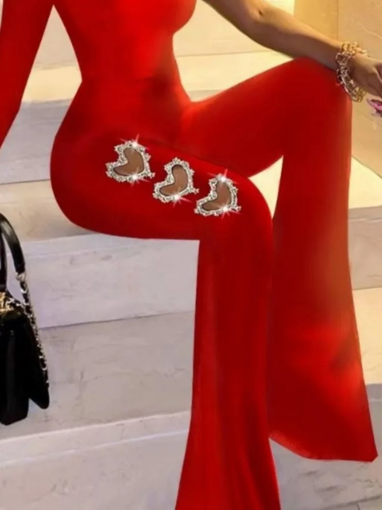 우아한 여성 점프수트 사선 어깨 싱글 슬리브 드릴 하트 모양 컷아웃 여성 솔리드 컬러 슬림 롬퍼 신상