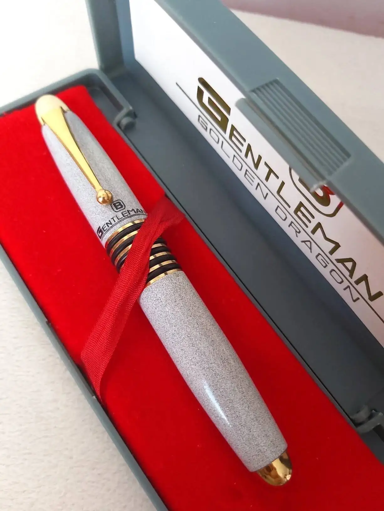 

Dandong Nineties Jinlong White Fat Fountain Pen Soviet Union Pure Copper Coated Tip