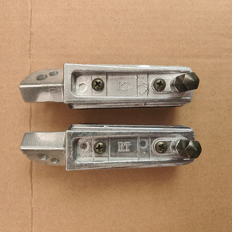 

Передние левые и правые подножки (педали) для Lifan LF150-10B/S/F, KP150, KPR150/200, KPT200