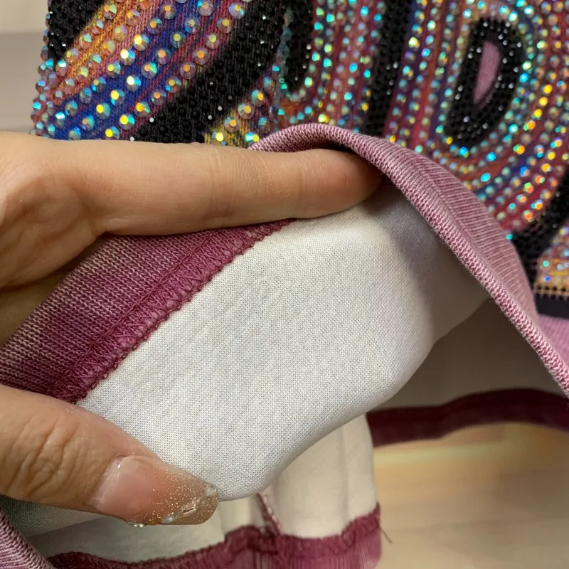 เสื้อยืดแฟชั่นแบรนด์ใหม่สุดฮิต ประดับคริสตัลหนัก ลายการ์ตูน ลดอายุ ทรงหลวม ความยาวปานกลาง แขนสั้น สำหรับผู้หญิง