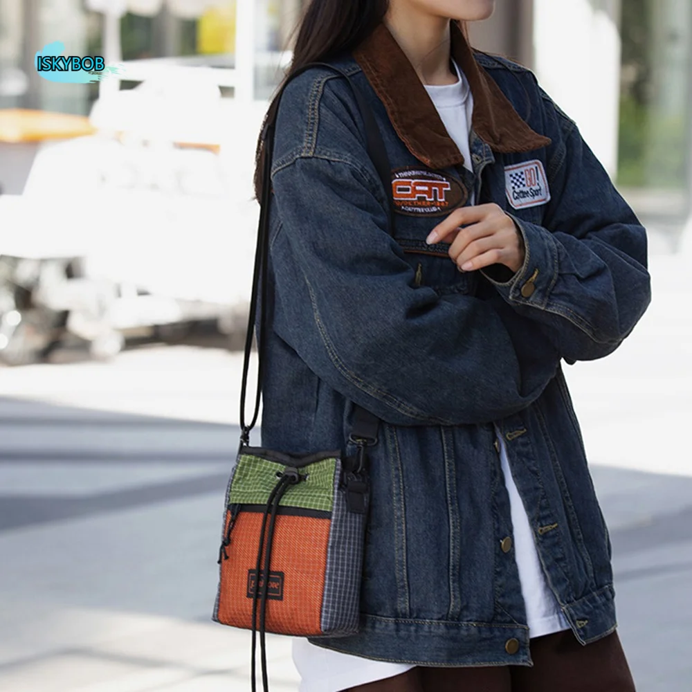 

Multifunctional Crossbody Phone Pouch Sports Color Contrast Nylon Shoulder Bag Korean Style Waterproof Patchwork Square Bag