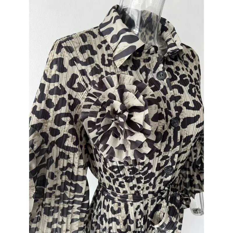 Abito plissettato Miyake donna Design originale estate nuovo abito lungo Vintage monopetto con stampa leopardata ricamata