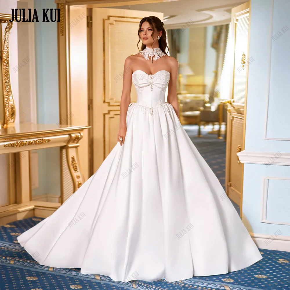 

Julia Kui Vintage Satin Decoration With Pearls Sweetheart A-Line Wedding Dress Off The Shoulder Beaded Appliques Bridal Gowns