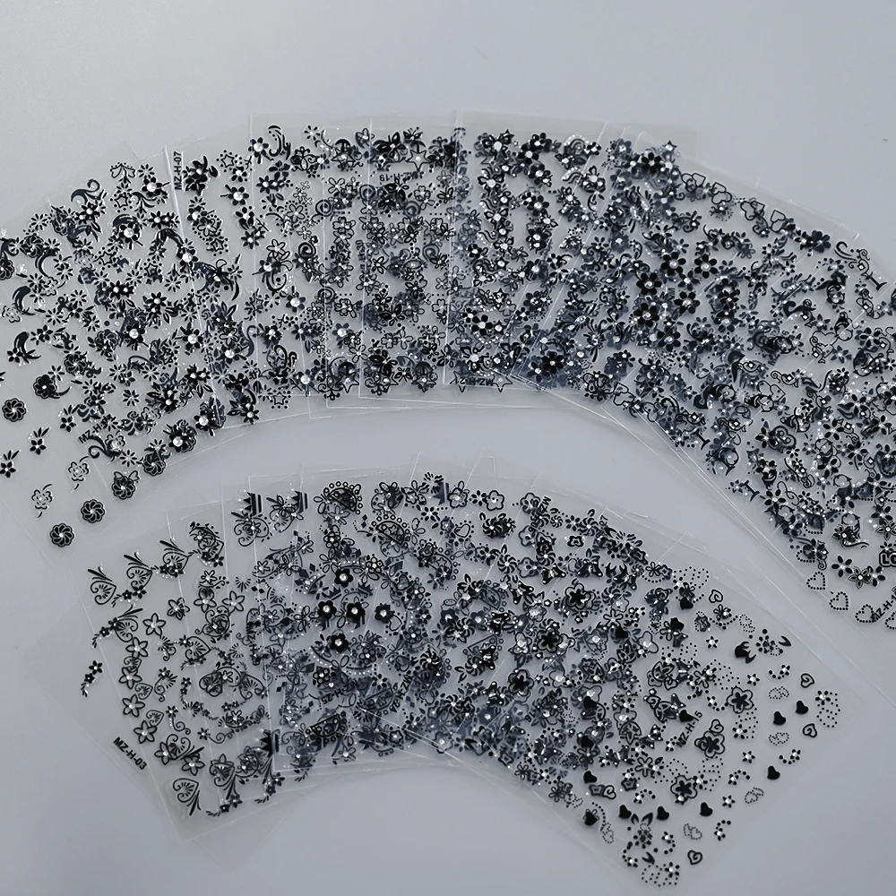 30Pcs Black Flowers…