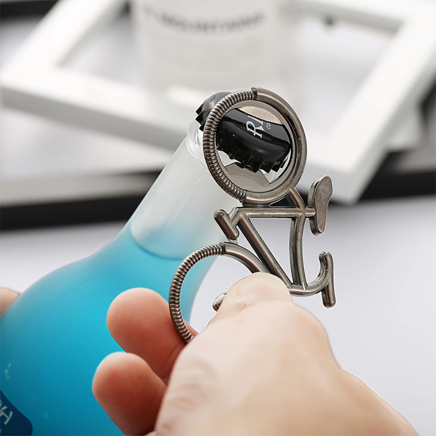 1pc, Bicycle Shape Bottle Opener, Stainless Steel Bike Shape Bottle Opener, Creative And Funny For Beer, Wine, Juice Opening, Bi