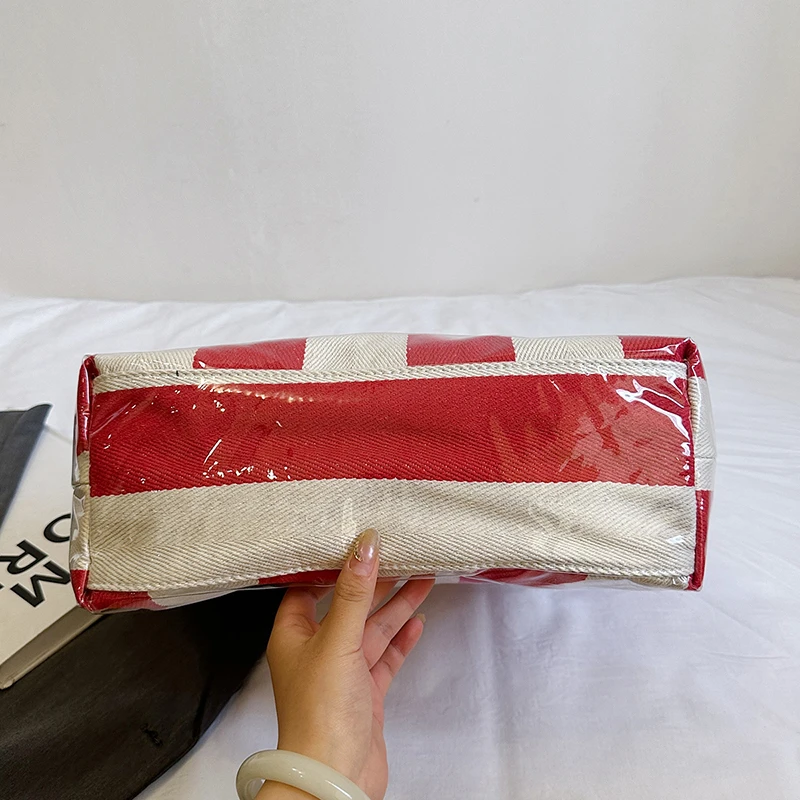 

PVC Casual Tote Bag Large Capacity Stylish Letter Print Handbag Waterproof Simple Strip Handbag Shopping Work Date Tote Bag