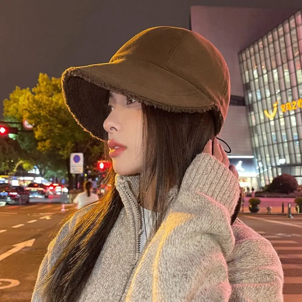 

Fashion Windproof Fleece Baseball Cap Soft Wide Brim Winter Peaked Cap Retro Ear Protection Warm Cap Fishing