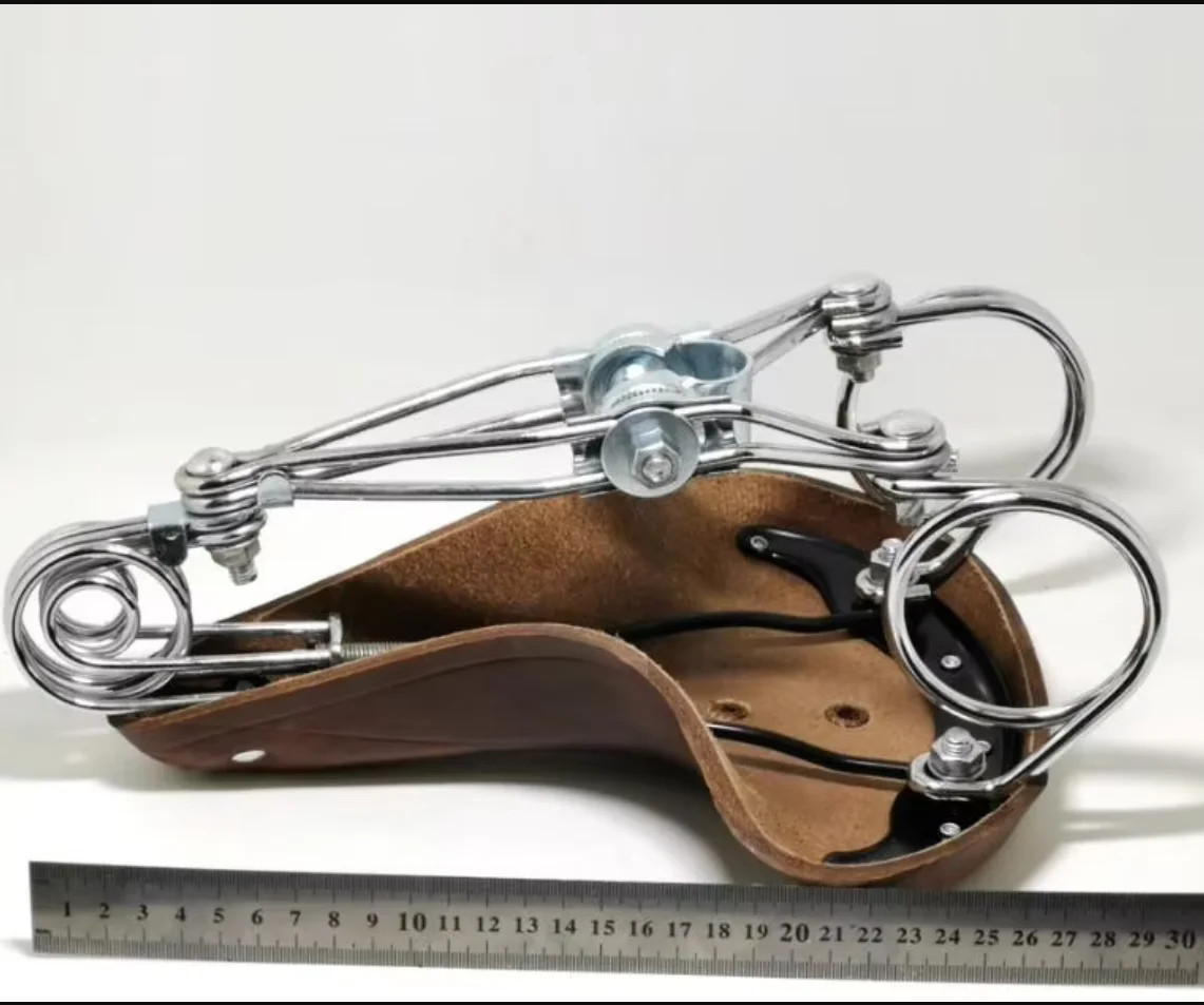 Size: 23X27cm Riding Accessories Bicycle Saddle Vintage Material Pure Cowhide 100% Bike Saddle Bag view 3
