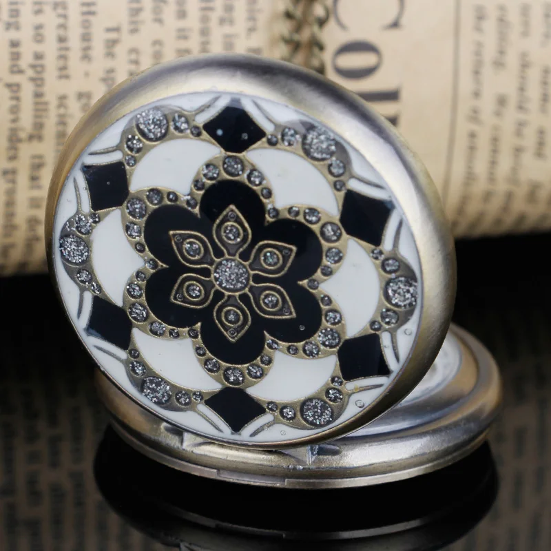 Vintage Bronze ทองแดงหยกดอกไม้คริสตัลควอตซ์ขนาดใหญ่นาฬิกาพ็อกเก็ตนาฬิกาผู้หญิงสร้อยคอจี้ของขวัญวันเกิดนาฬิกาประณีต