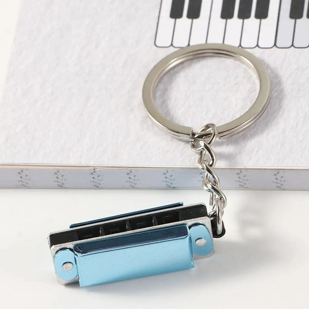 Musical Instruments Shaped Woodwind Instruments Gifts for Kids Hanging Pedants Harmonica Keychain Keys Holder Harmonic Keyring