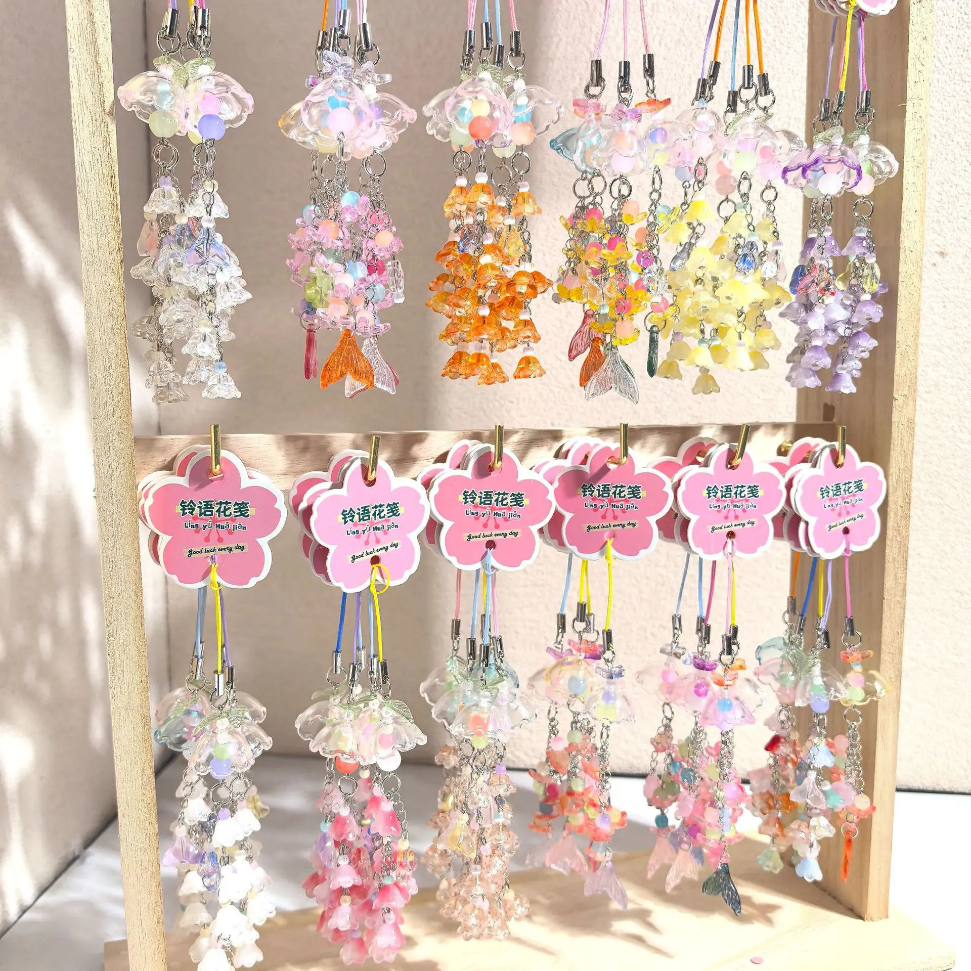 Großhandel 40 Stück Charm-Anhä – Phone Cases Wholesale Bewertung und Preis