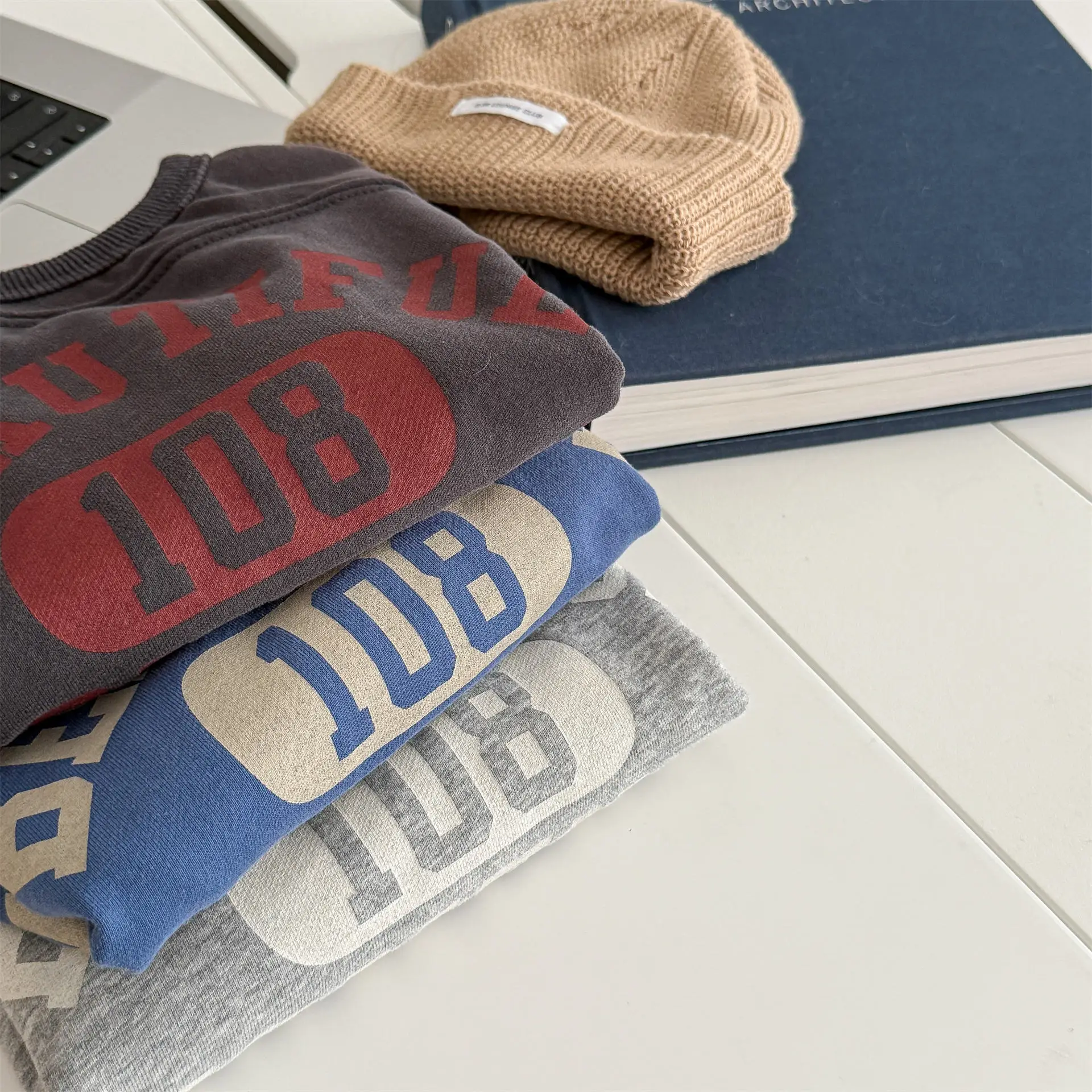 2025 Autumn New Children Long Sleeve T Shirts Girls Letter Print Tops Cotton Baby Boys Casual Sweatshirt Kids Clothes