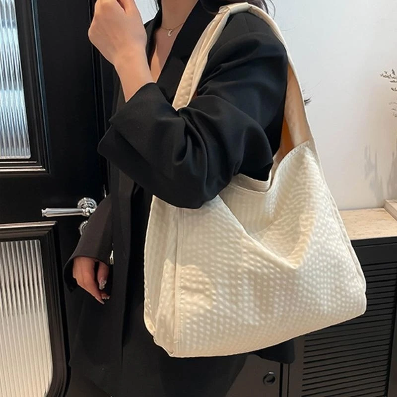 

652F Fashionable Women's Crossbody Purse Waffled Print with Spacious Interior Shoulder Bag for Work Travel and Everyday Use