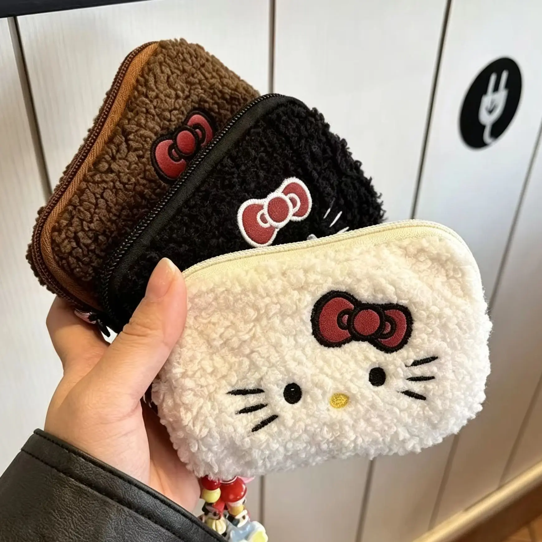 Nova Bolsa de Lã de Cordeiro Bordada Hello Kitty, Bolsa de Armazenamento, Porta-Moedas, Necessaire, Bolsa Fofa para Lenço, Presente de Aniversário para Namorada