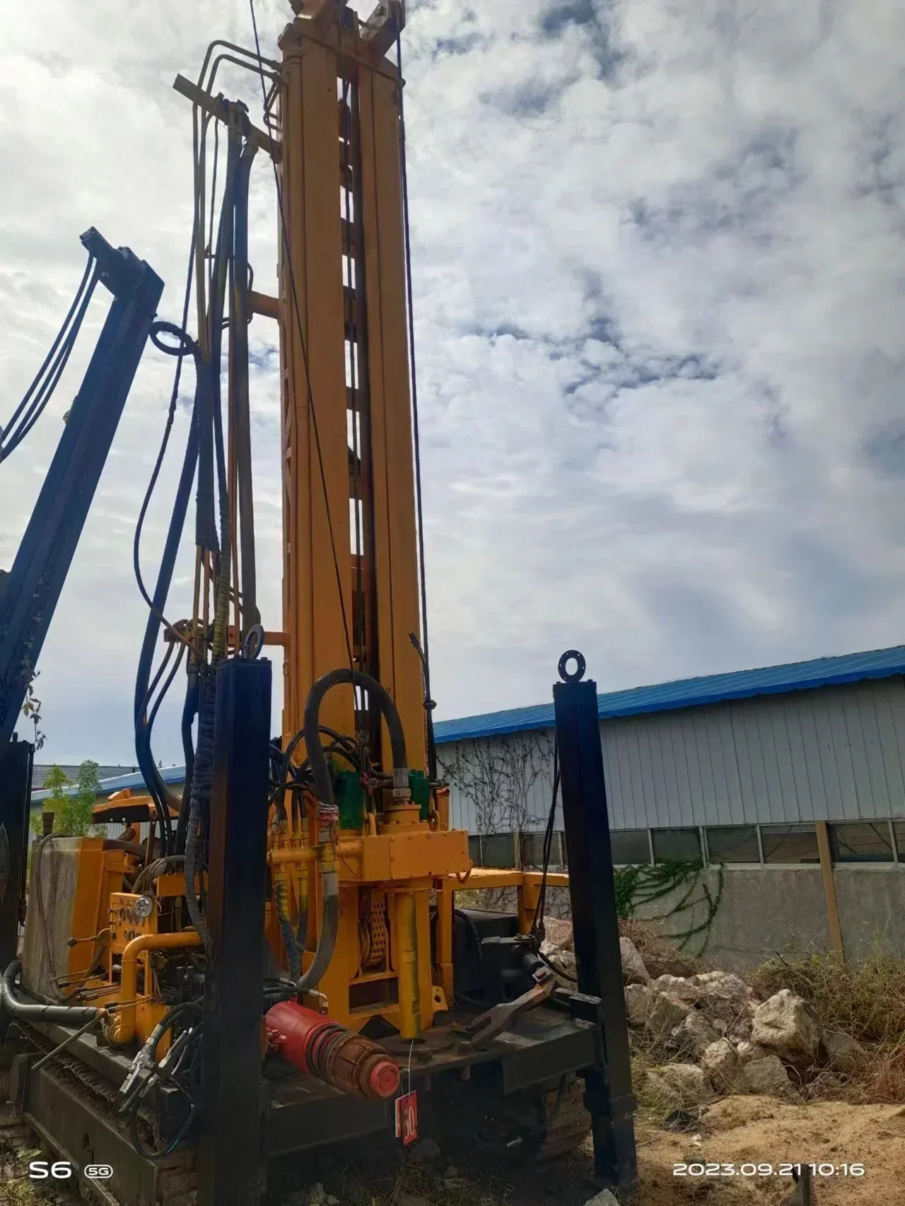 جهاز حفر آبار المياه يعمل بشكل جيد ، صنع في من خلال محرك Yuchai ، Prd400 ، our m