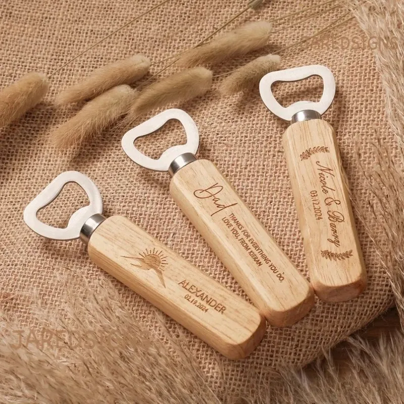 

Персонализированная резьба имени жениха и невесты, открывалка для бутылок с деревянной ручкой, многофункциональная открывалка для красного вина, 20/100 шт.