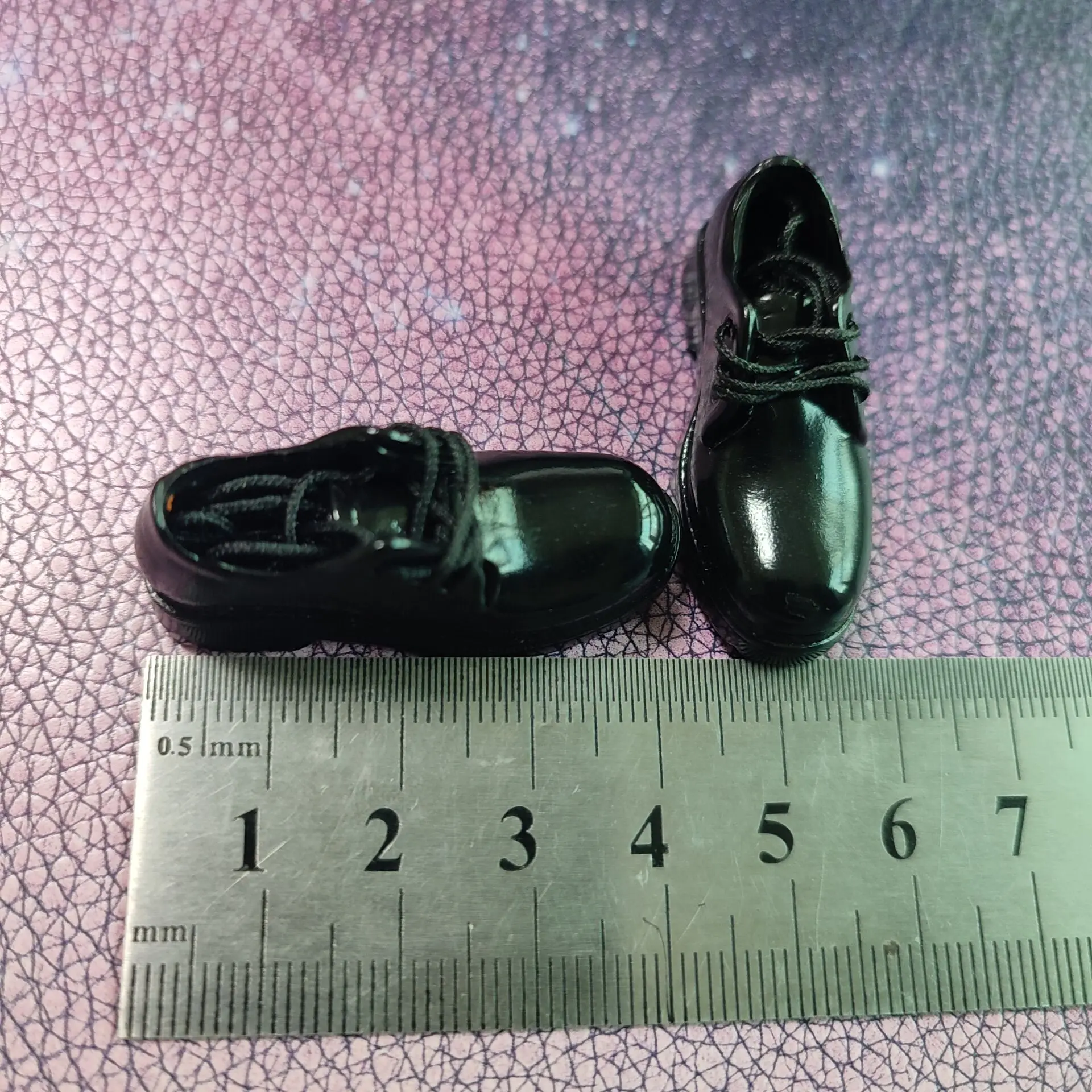 Na loja escala 1/6 sapatos de dedo do pé preto sapatos de couro de estudante rendas para figura corporal feminina de 12 polegadas