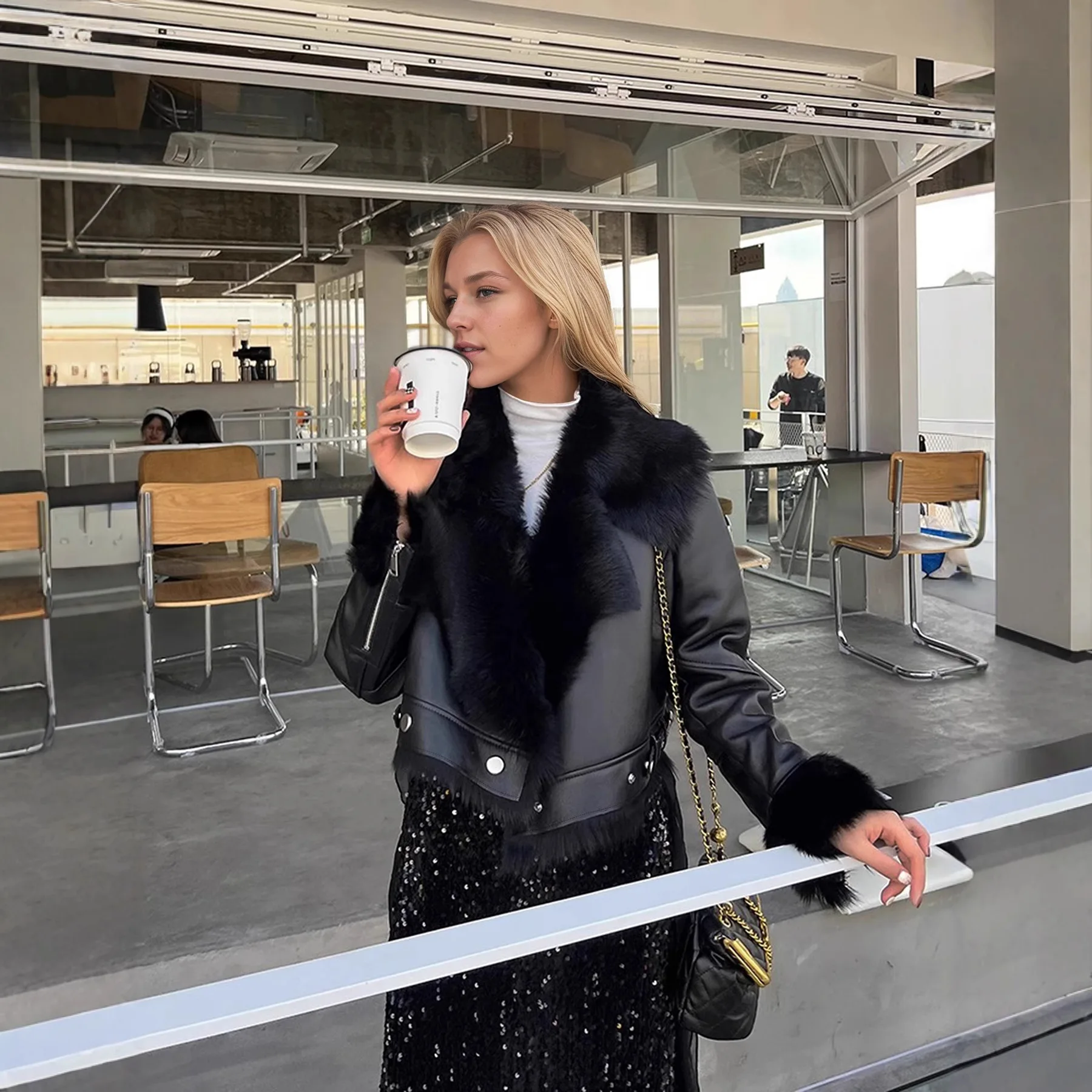 Women Cropped Faux Leather Biker Jacket Faux Fur Lapel Lined Short Zip Up Winter Warm Retro Street Moto Outerwear Coat
