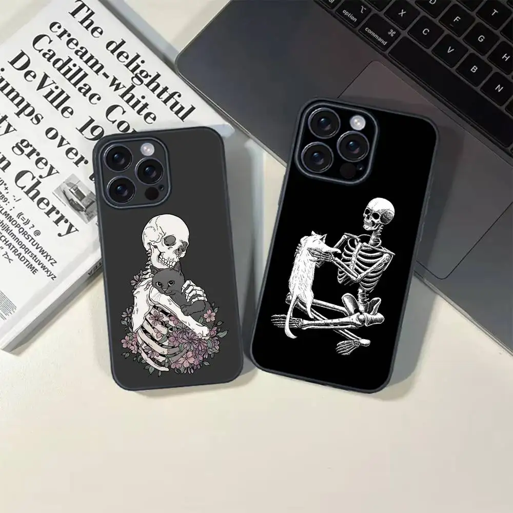 Чехол для телефона со скелетом и котом на Хэллоуин для iPhone 16, 15, 14, 13, 12, 17 PRO MAX PLUS, мини-ТПУ, мягкий, приятный для кожи чехол