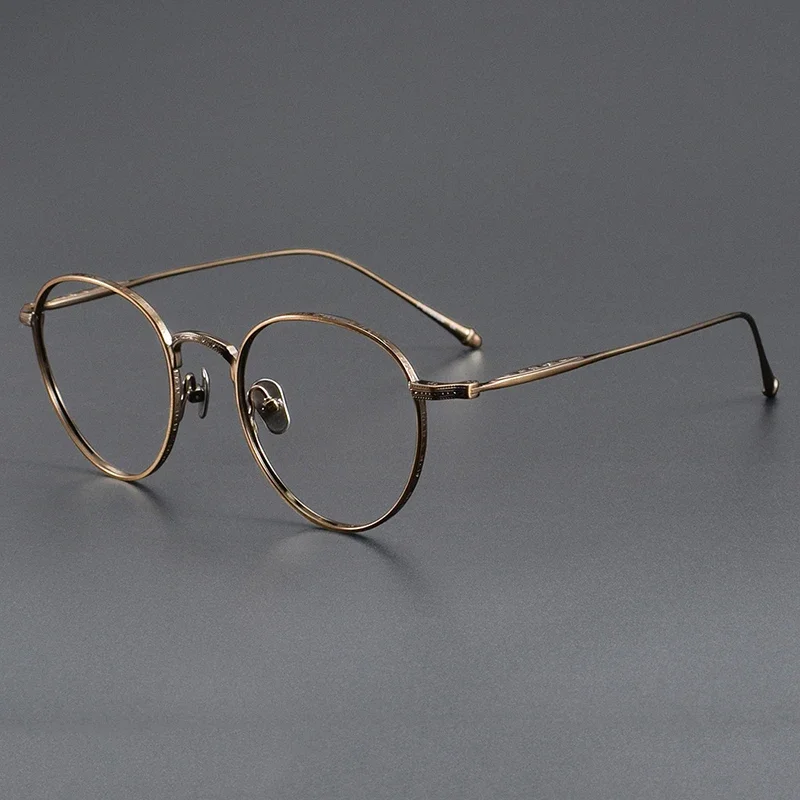 The new retro-carved ultra-light pure titanium oval frame for men glasse can be matched with optical myopia aging reading lenses