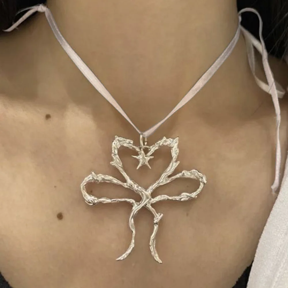 

1pc Fashion Heart Star Cross Spike Nature Alloy Ribbon Silver Color Pink Color Necklace Pendant Woman Party
