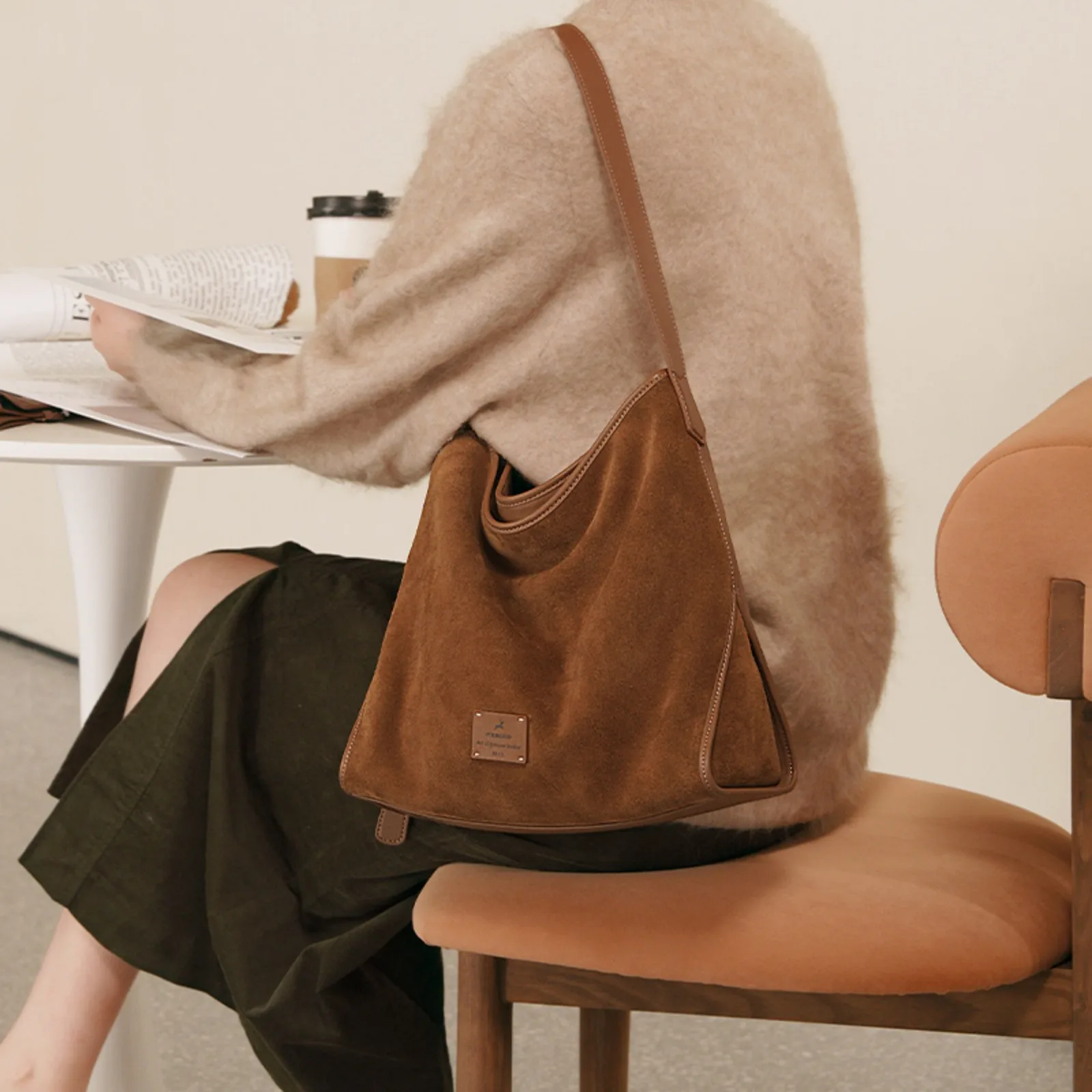 

ITAMOOD Maillard Brown Women's Tote Bag Luxurious Elegant Shoulder Bag Multifunctional Fashion Handbag for Everyday Commuting