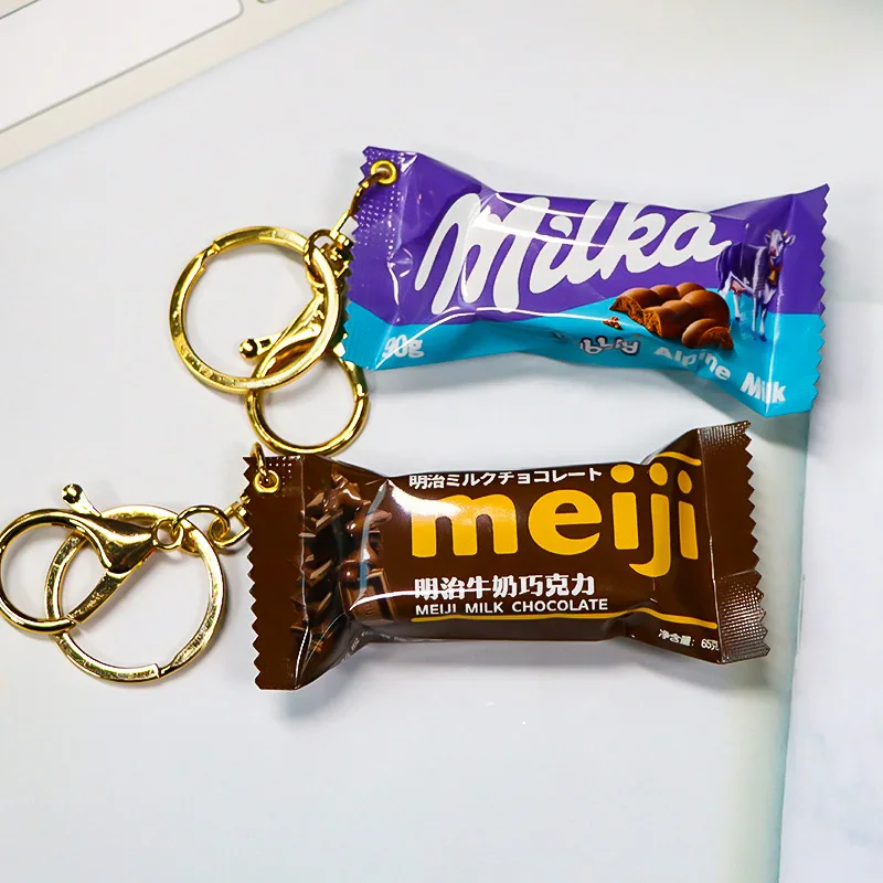 Llavero de Simulación de Chocolate Milka, Colgante para Bolsa de Aperitivos, Figura de Juguete de Comida, Colgante para Bolsa de Pareja de Estudiantes