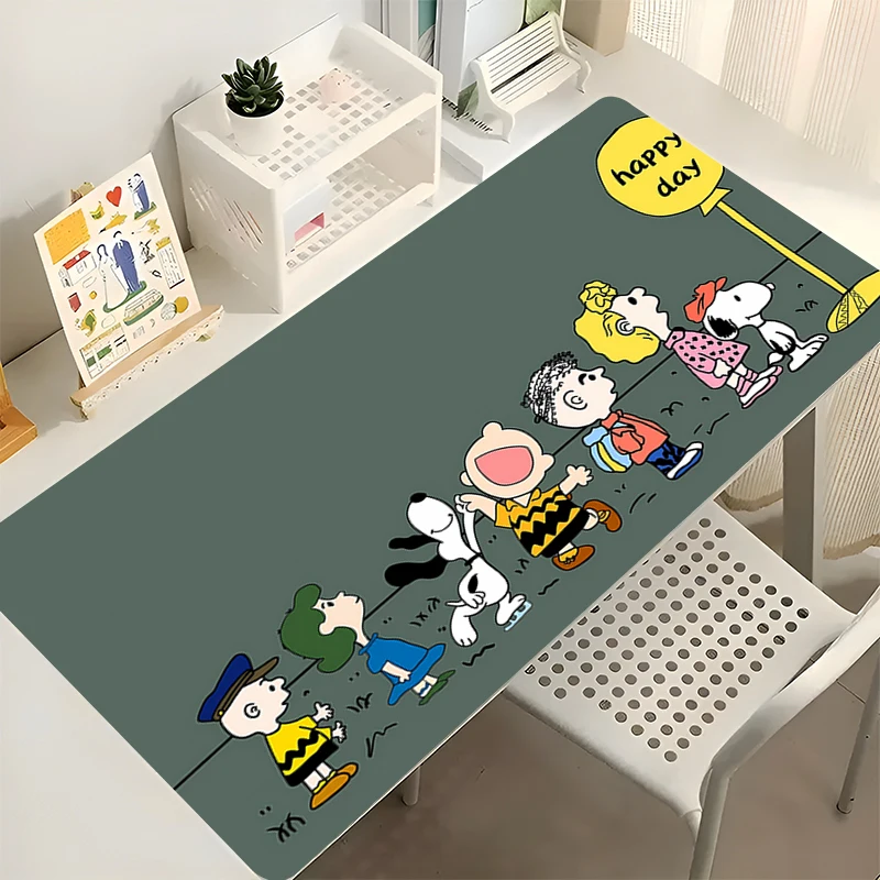 Muismat Snoopy Gamer Computer Speciaal ontworpen Mini Pc Bureaumat Modern tafeltoetsenbord Laptoptapijt XXL Gaming muismat