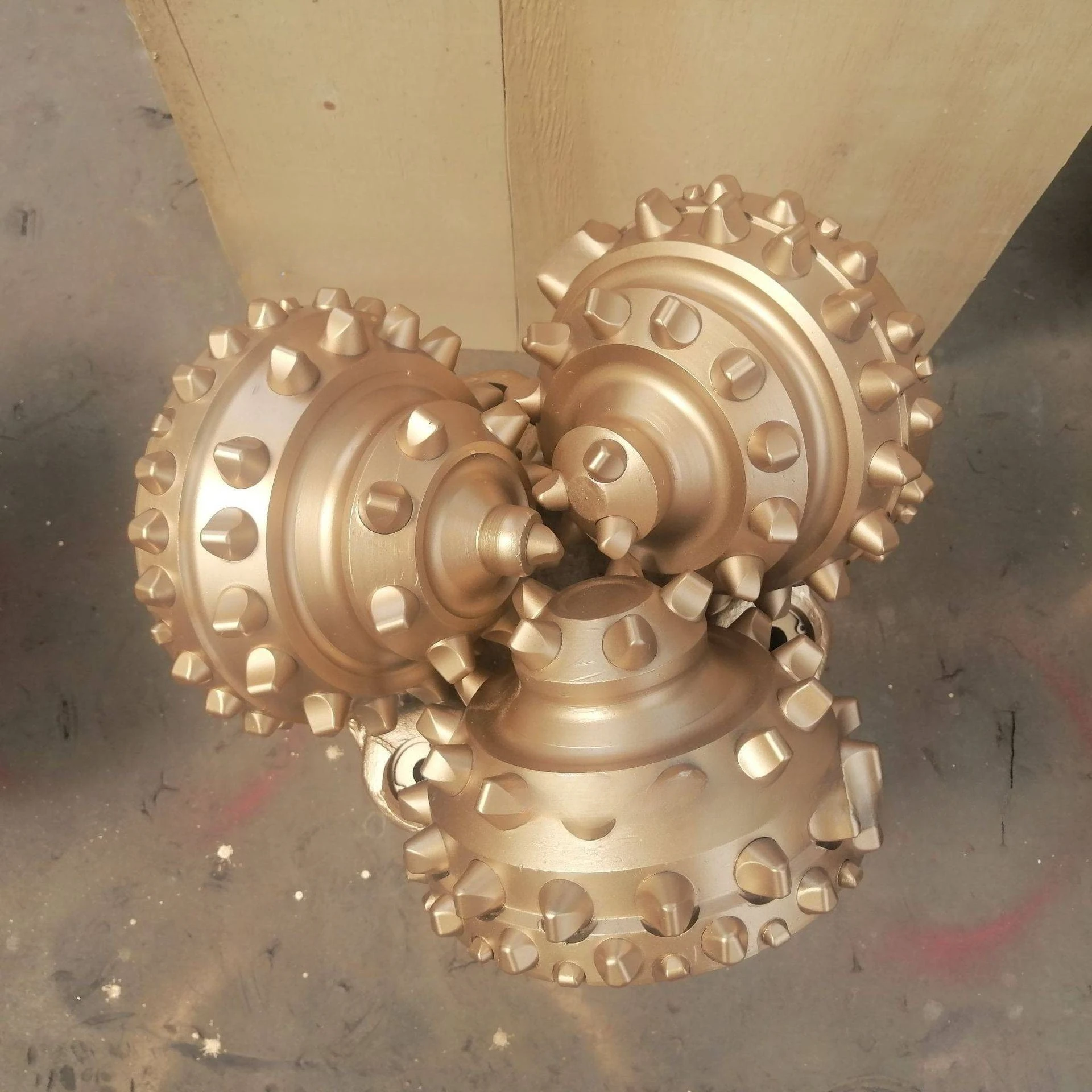 Customized various types of roller drill bits, guide roller PDC drill bits, geothermal well oil drilling, trenchless rock