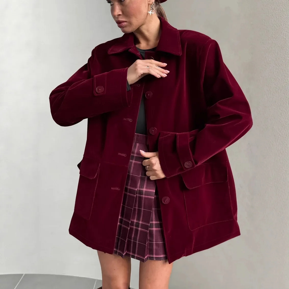 2025 Retro Weinrote Jacke Herbst Winter Samt Oberbekleidung Einreiher Langarm Mode Kleidung Damen High-End-Mäntel