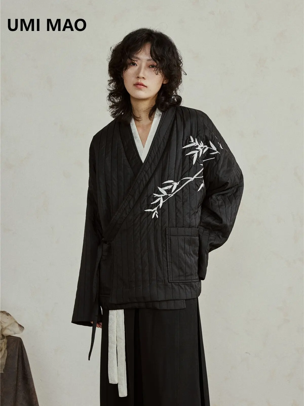 

UMI MAO Yamamoto Dark Coat Unusual Design Sense Bamboo Leaf Embroidery New Chinese Lace Up Short Thin Cotton Coat Femme Men