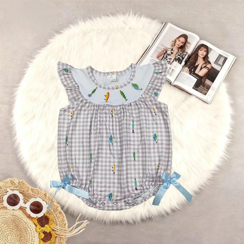 

12,17 летние комбинезоны для маленьких девочек, охотничьи комбинезоны в клетку с развевающимися рукавами и вышивкой для рыбалки