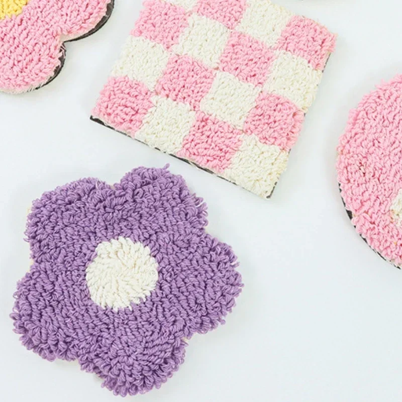 Embroidery Velvet Plush Flower Coaster Thermal Insulation Table Mat Home Gift Carpet Coaster Table Decoration Accessories