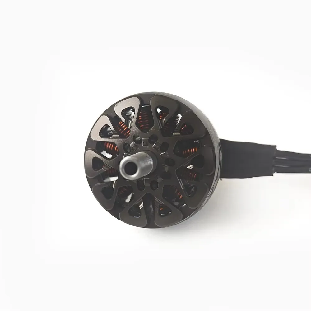 

EMAX ECO III ECO III 2207 Motor 6S 1700KV 1900KV 4S 2400KV Brushless Motor for RC Drone FPV Racing Drone