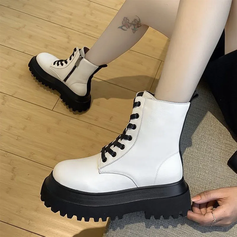 

2022 White Color Soft PU Leather Ankle Boots Women Platform Motorcycle Booties Female Autumn Winter Shoes Woman Goth Short Boots