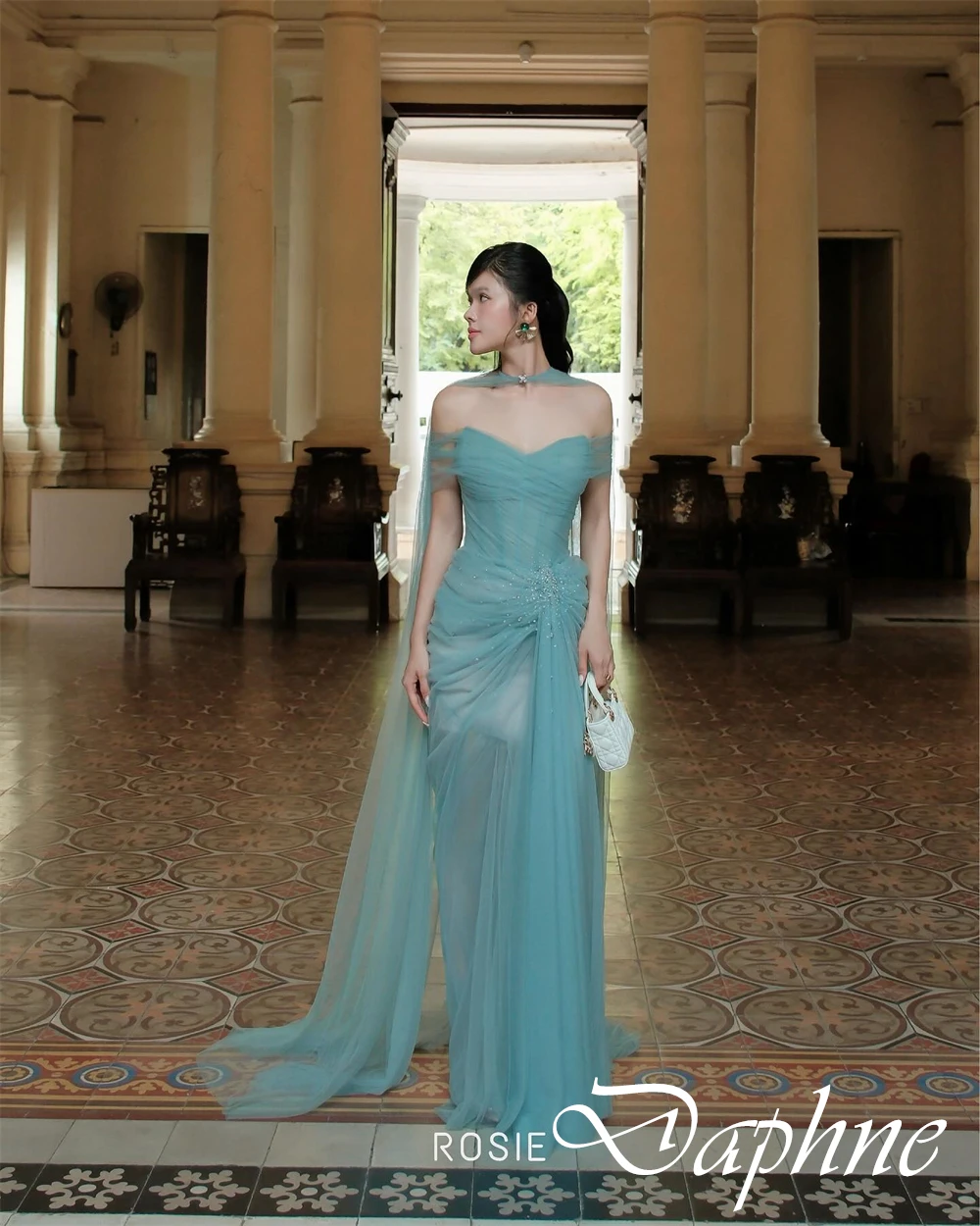 تخصيص الرسن بلا أكمام فستان كوكتيل مستقيم كريستال الحديثة فستان العودة للوطن طول الأرض الشيفون سباركلي فستان الحفلة الراقصة