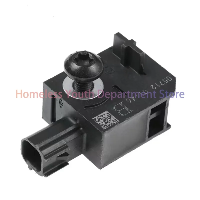 1Pcs Impact Sensor 13504470 For 13-15 Cadillac ATS CTS XTS Chevrolet GMC Opel