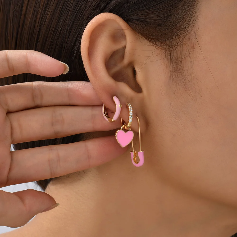 Ensemble de boucles d\'oreilles rondes multicolores Boho Huggie pour femmes, boucles d\'oreilles créoles, pendentif coeur et étoile, bijoux mignons