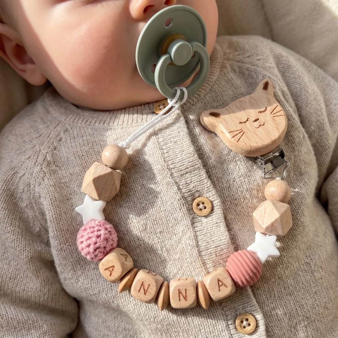 Custom Name Pacifier Clip Personalized Baby Pacifier Chain Wooden Bead Dummy Clip Soother Holder Crochet Ball Star Design Gift