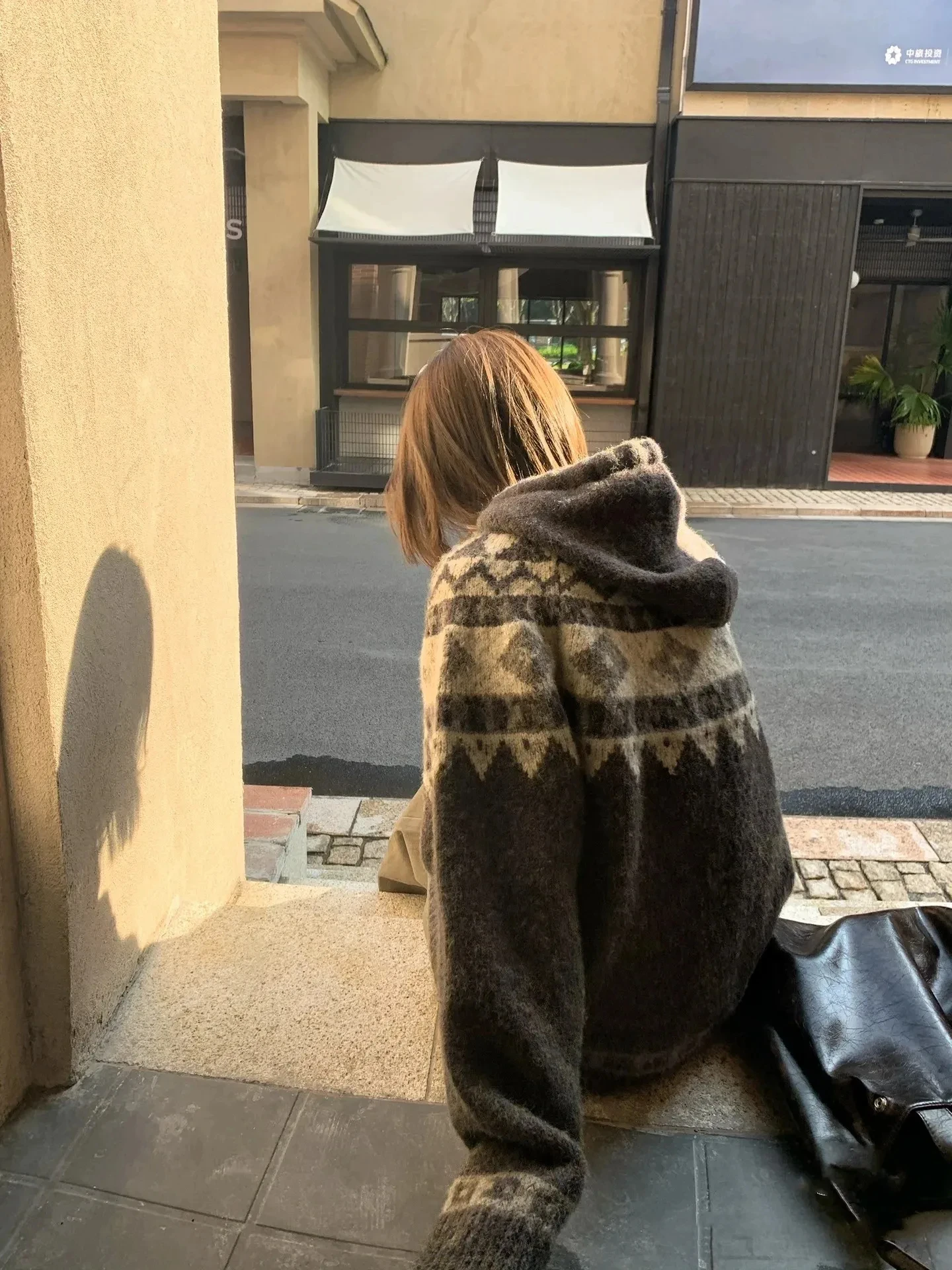 Mantel Sweter Rompi Tebal Kancing Tanduk Kerbau Longgar Jacquard Antik Musim Semi Musim Gugur Wanita Korea