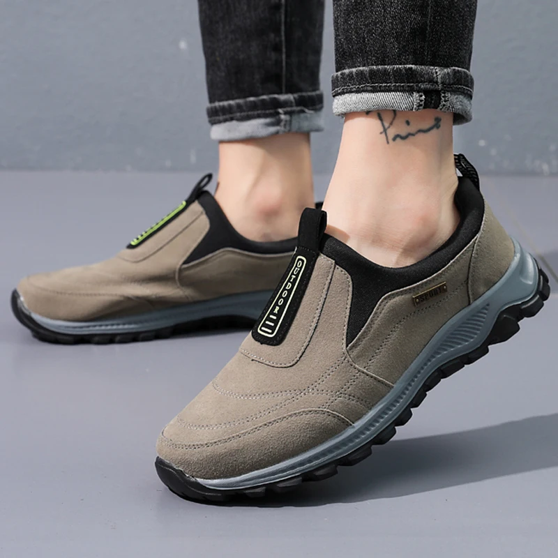

New Outdoor Hiking Shoes Men Sneakers Slip on Casual Men Shoes Breathable Suede Leather Shoe Anti-skid Walking Shoes Man