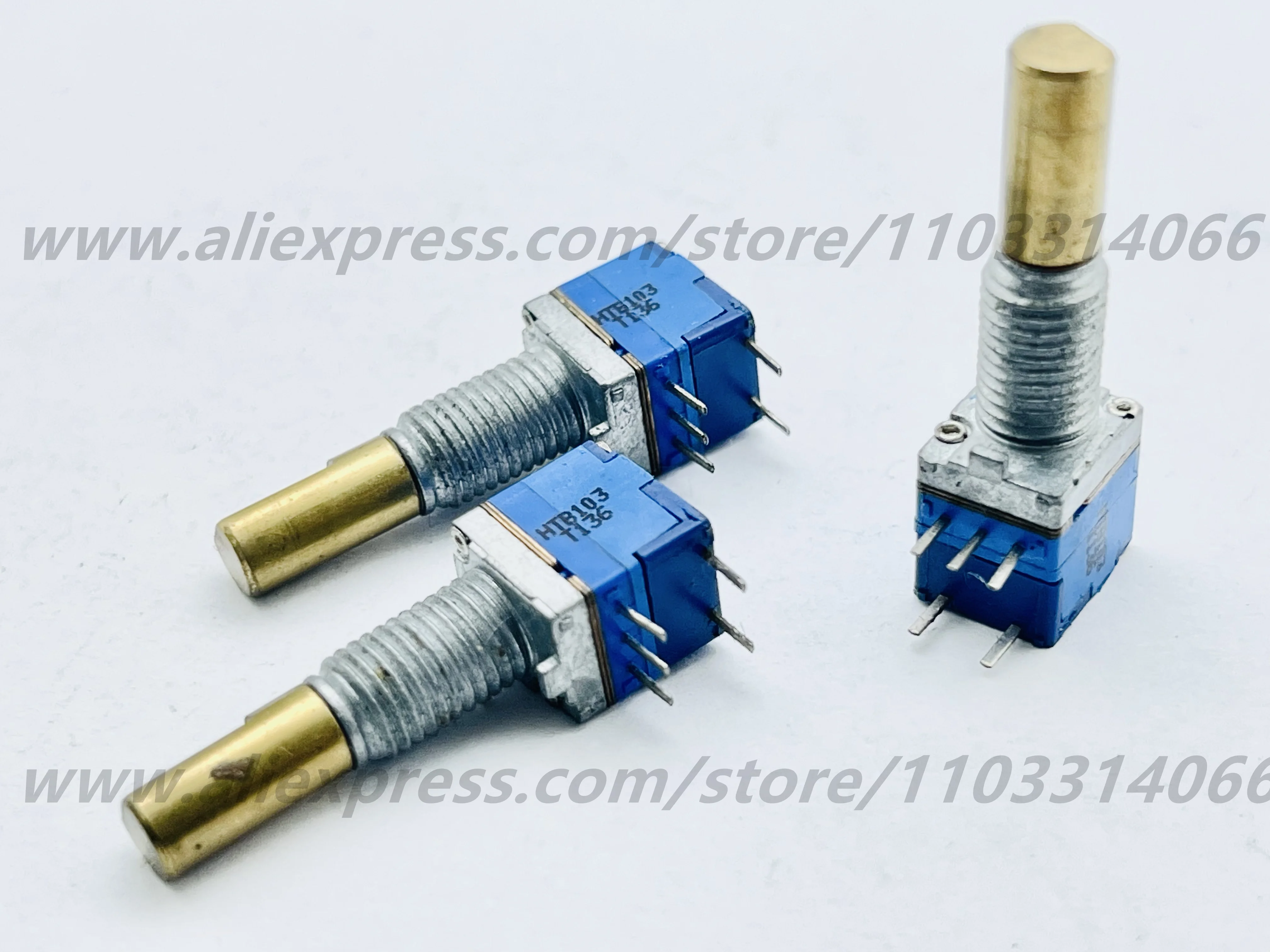 10pcs HT RD8 radio, volume control rotation, with a switch B10k axis length of 20mm