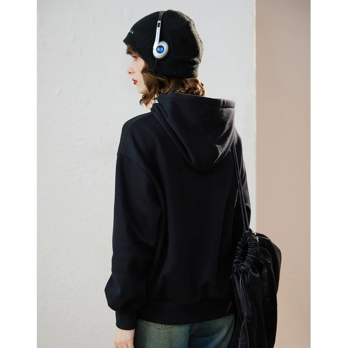 LOUIS YAO New Embroidered Red Heart Loose Women's Hoodie 2025 Winter Drop-shoulder Hoodie Velvet Sweatshirt Trendy Women Top