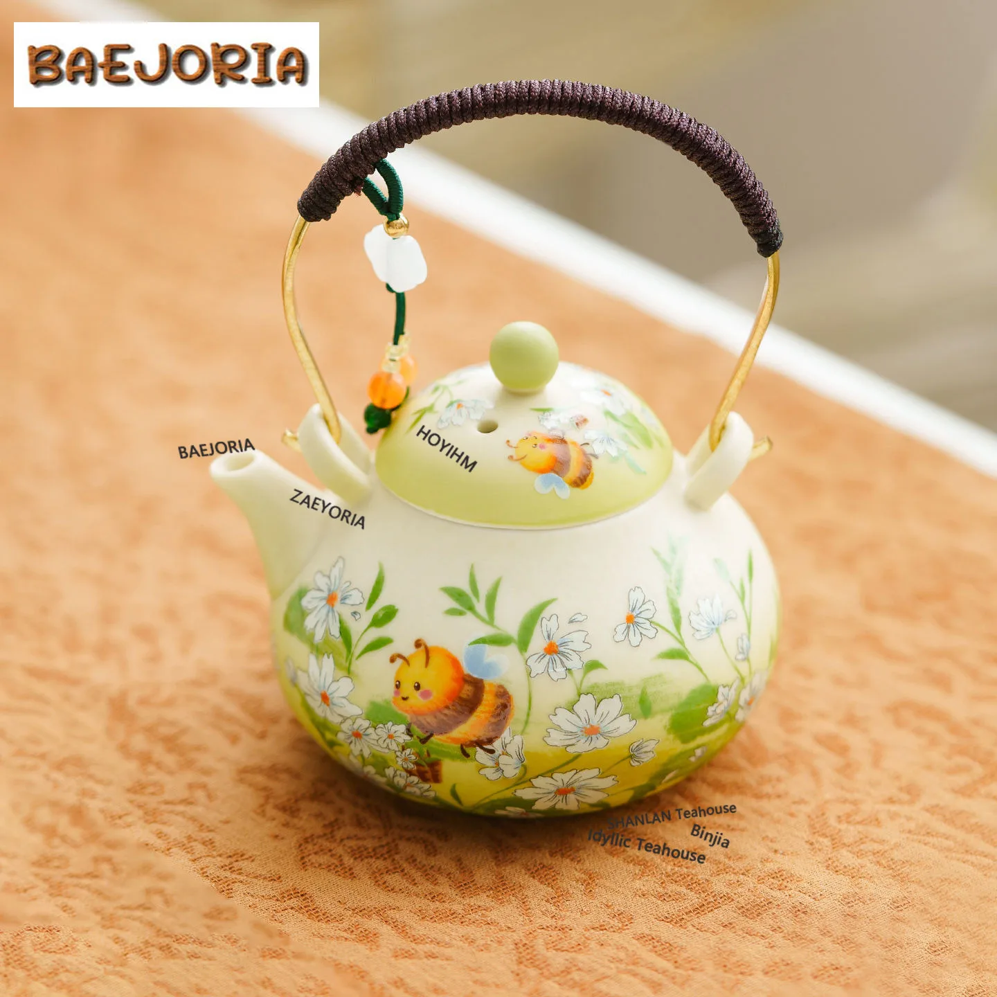 BAEJORIA 125ml Decal Bees Flowers Teapot Luxury Tea Infuser Pot Tea Brewing Kettle with Ball Hole Tea Items Decoration