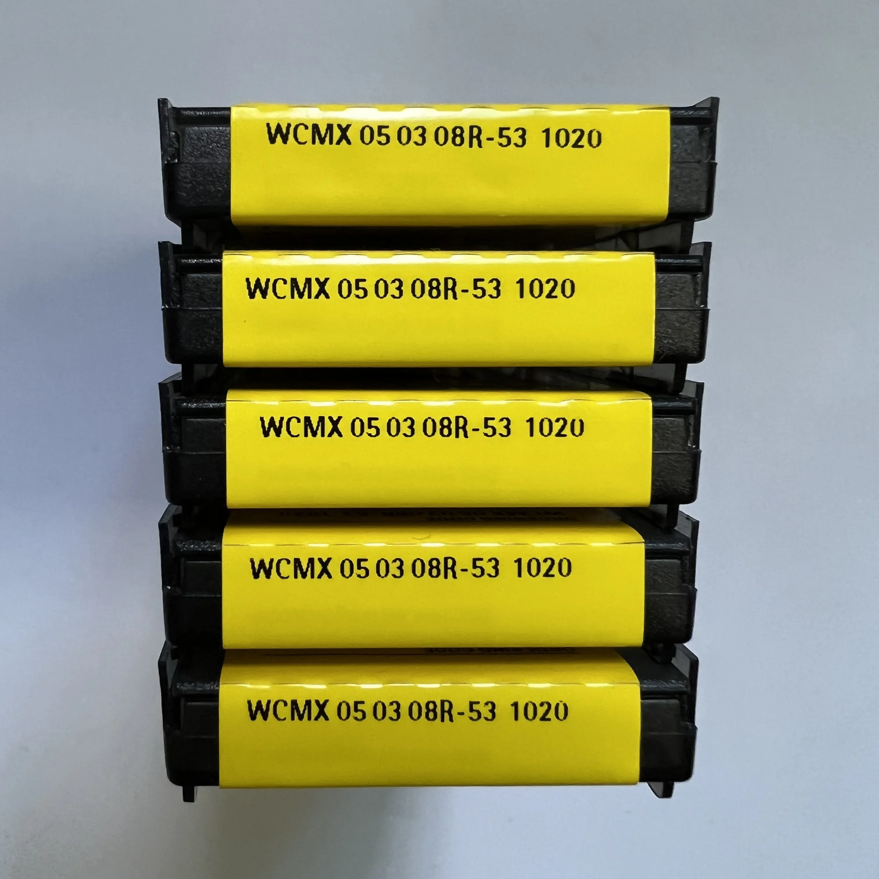 

WCMX050308R-53 1020 Alloy blade