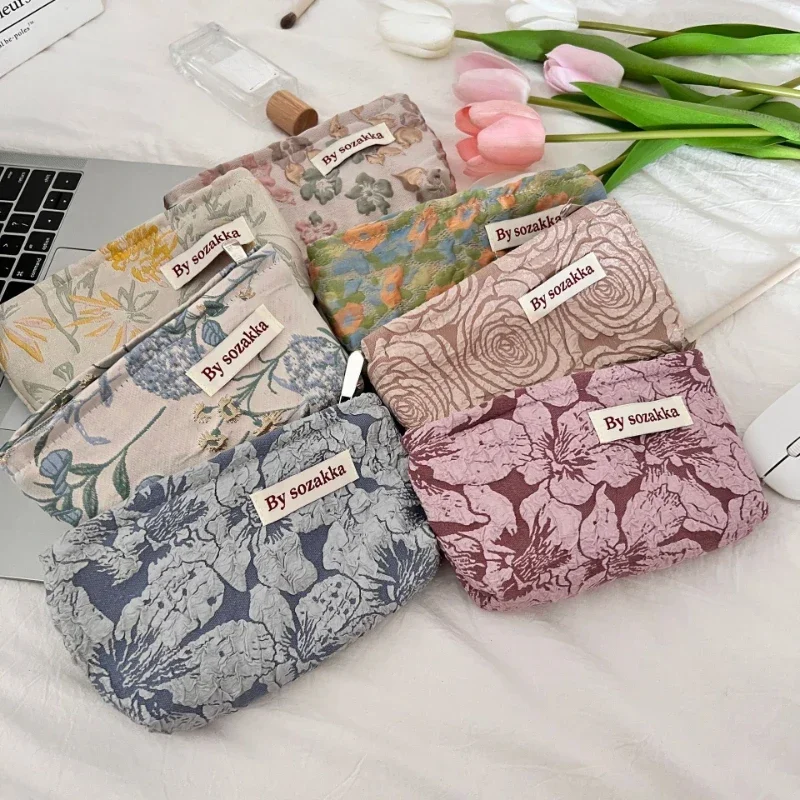 Korean Style 3D Flower Printed Cosmetic Bag for Women Small Makeup Bag Lipsticks Make Up Brushes Storage Cute Pencil Case