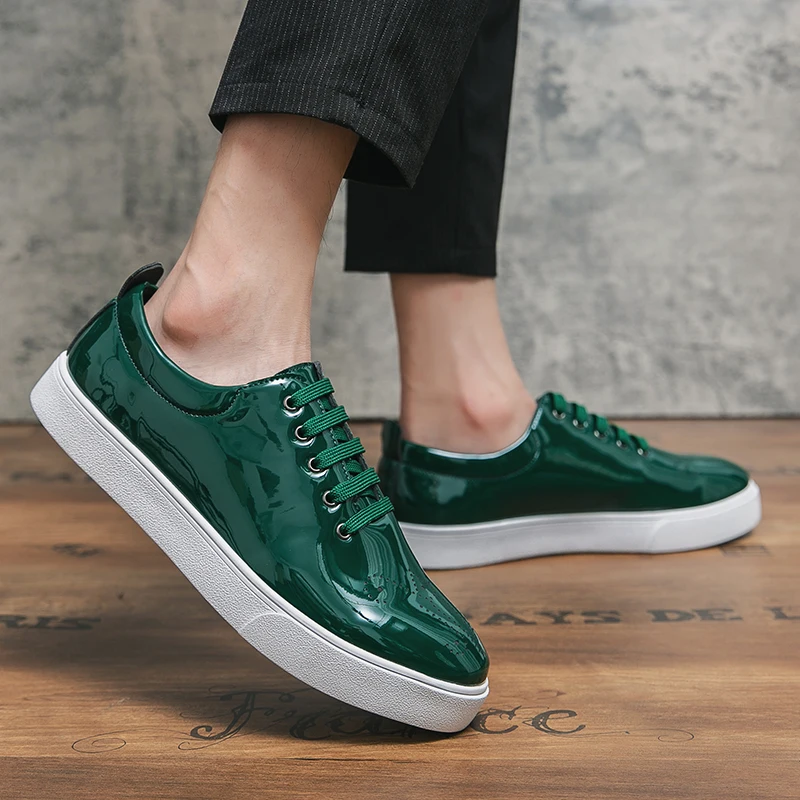 Luxury Brand Black/Green Oxford Shoes Men Popular Patent Leather White Sole Men Lace Up Business Suit Block Carved Leather Shoes