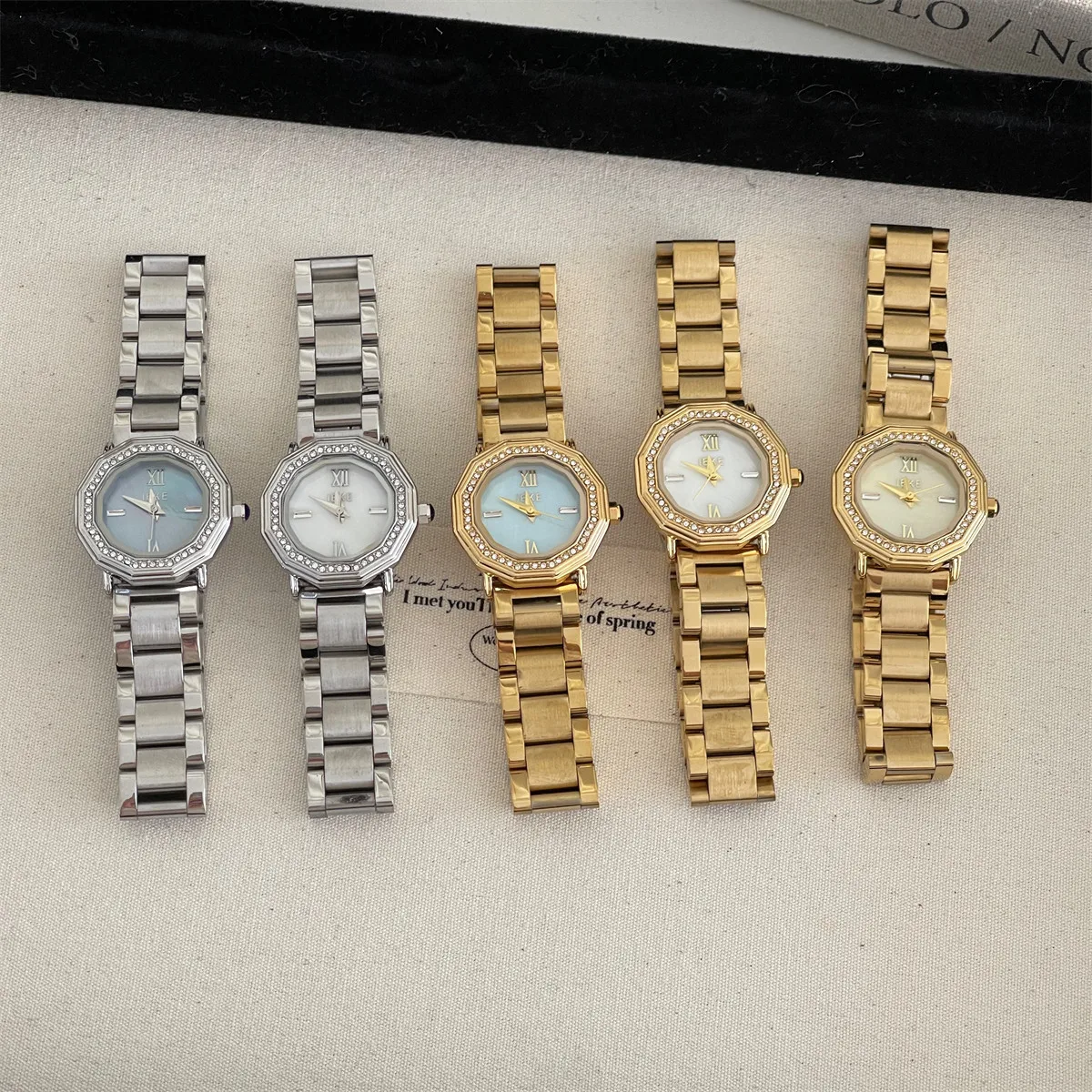 2026 New Retro Star Compass Fashion Steel Band Watch For Women, Classic And Elegant Quartz Watch, Luxury Ladies' Watch